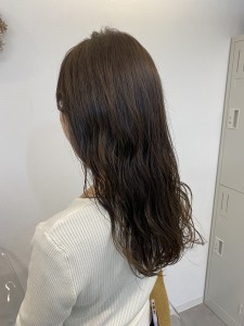 オリーブブラウン - ECLART Lien 藤沢店掲載