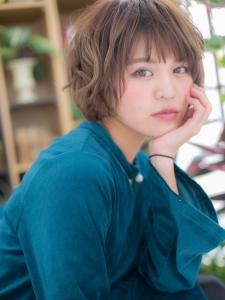 大人かわいいくすみカラーくせ毛風ウルフボブ　マッシュヘアー - COVER HAIR & SPA bliss【カバーヘア アンド スパ ブリス】浦和/浦和西口店掲載