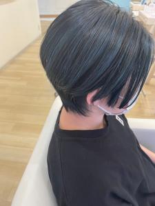美フォルム丸みショート　グリーンメッシュ - HAIR MAKE age 天神西通り店掲載