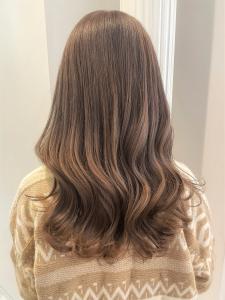 艶っぽミルクティーベージュカラー - e.m.a PREMIUM BEAUTY SALON掲載