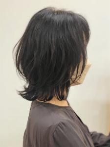 ダークグレージュ×大人っぽレイヤーミディ - e.m.a PREMIUM BEAUTY SALON掲載