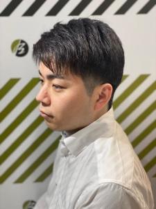 大人カッコいい20代30代40代代以上2ブロックスタイル - BARBER-BAR 四谷店掲載