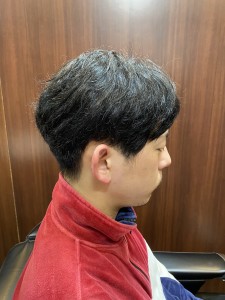 《センターパート》ツーブロックスタイル - HIRO GINZA 新橋店【理容室】掲載