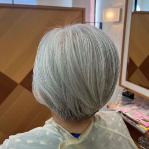 定番ショートスタイル◎ - 美容室IWAMI掲載