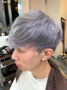 ハイトーン　ホワイトラベンダー　ツーブロックマッシュ - THIS IS BARBER掲載