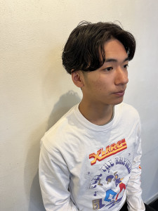 センターパート　毛流れパーマ - bijou掲載