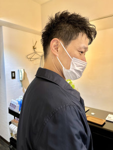 大人の刈り上げとナチュラルバング - PRISHE.掲載