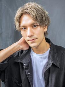 シルバーセンターパートショート - メンズサロン EIGHT MEN 吉祥寺店【エイト】掲載