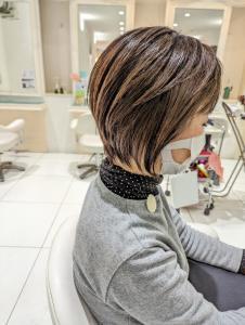 初体験♪脱白髪染めハイライトカラー×ショート【我孫子】 - AVENIR 我孫子店掲載