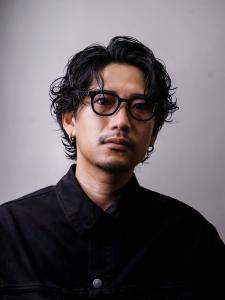 大人男髪スパイラルミニウルフ - メンズヘア整形サロン GOALD 渋谷本店掲載
