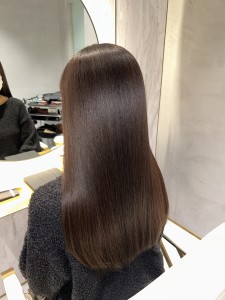 グレージュカラー×艶髪 - answer BEAUTY SALON掲載