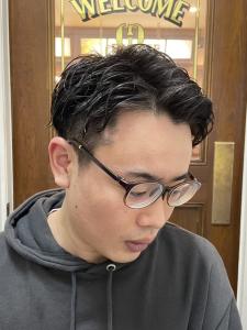 ツイストパーマ(理容室/メンズ/barber shop新宿店 - ヒロ銀座 BARBER SHOP 新宿店掲載
