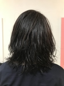 ミディアムローレイヤーウェーブ - 美容室Stella掲載