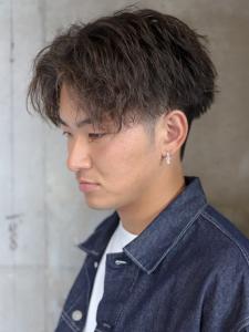 センターパート×ゆるめツイストパーマ　10代20代 - MEN'S SALON alfRed 平針店掲載