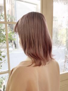 ピンクベージュナチュラル艶髪セミディ髪型30代40代梅ヶ丘 - CHAINON掲載