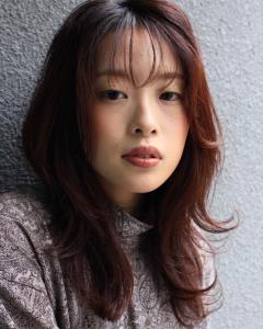 20代/30代/40代にオススメのロングレイヤー - Plug掲載