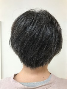 ショートマッシュレイヤーボブ