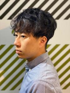 大人カッコいい20代30代マッシュパーマスタイル - BARBER-BAR 四谷店掲載