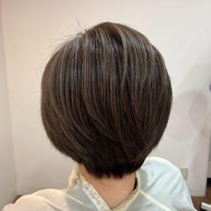 定番ショートスタイル◎ - 美容室IWAMI掲載