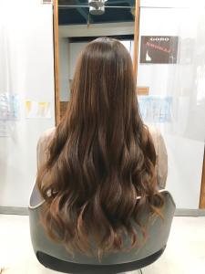 イルミナカラー　レイヤーカット　トリートメント