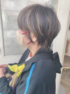 ウルフショートコントラストハイライト似合わせ骨格補正カット - CHAINON掲載