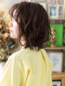 シースルーバングくせ毛風小顔くびれミディ　リラクシー
