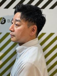 大人カッコいい30代40代50代以上2ブロックスタイル - BARBER-BAR 四谷店掲載