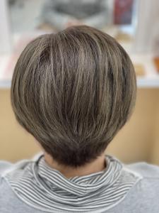 白髪ぼかしショートスタイル - HAIR・Position田子西店掲載