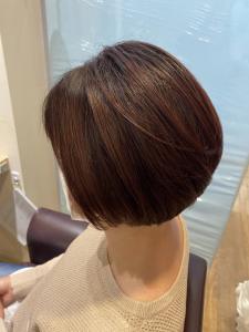 首元涼やかショートボブ20代/30代/40代 - EMU international 白岡 CUTE店掲載