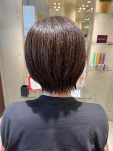 ショートスタイルでも縮毛矯正 - EMU international 春日部本店掲載