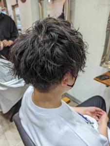 縦落ちツイストスパイラルパーマ - bat.hair 渋谷本店掲載