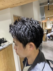 スパイキーショート 無造作パーマ - QOL mens salon 立川掲載