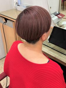 ピンクブラウン×大人マッシュショート - e.m.a PREMIUM BEAUTY SALON掲載