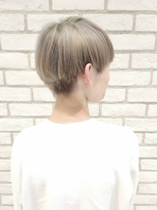 ブリーチで作るマッシュシルバーグレージュ - Ash 十日市場店掲載