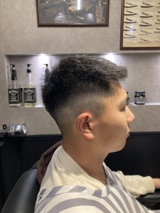 前上げミドルフェード - メンズ専門理容室　BroTokyo BARBERSHOP 有楽町店掲載