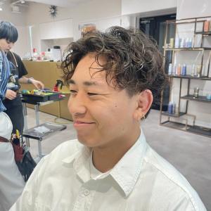 センターパート×パーマ - FACE。石川町掲載