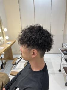 高め刈り上げ×ツイストスパイラルパーマ - CREA本厚木掲載