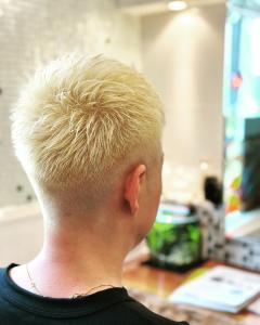 ダブルブリーチ - HAIR Desing Aprile掲載