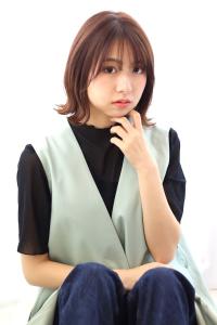 大人ガーリーな外ハネボブ【くびれヘア　ミルクティーベージュ】 - marché掲載