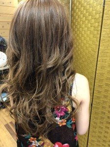 エレガントウェーブ - ヘアメイク リトルパークス掲載