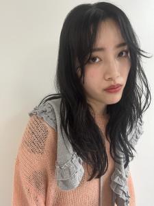 20代30代軽やかレイヤーロング★SARA志免ウリュ - SARA Beauty Sight 志免店掲載
