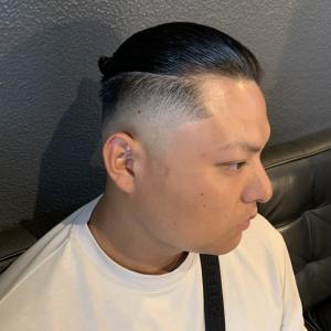 Man Bun/Skin fade - merry craftsman's factory掲載