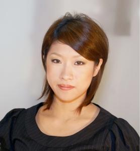 ショート過ぎない万能スタイル・・・　ミディアム・レイヤーボブ - reve Tamagawa掲載