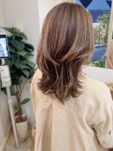 ハイライトを活かした大人のウルフミディアム梅ヶ丘評判の良い店 - CHAINON掲載