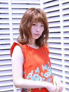 ラフウェーブミディ - HAIR & MAKE EARTH 本庄早稲田店掲載