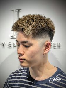 スキンフェード/アップバング/ハイトーン - 【シェアサロン】 LIBERTY SHARE BARBER 銀座掲載