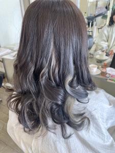 レイヤーアイロン巻き髪ブリーチONカラーstyle - Sfida掲載