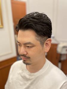40代の短髪黒髪　ツーブロック刈り上げアップバングショート - 【シェアサロン】 LIBERTY SHARE BARBER 銀座掲載