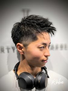 刈り上げアップバング/フェードカット/  - 【シェアサロン】 LIBERTY SHARE BARBER 銀座掲載