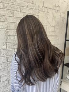 20代30代40代くびれヘア白髪ぼかしアースカラー - prize 池袋【プライズ】池袋西口店掲載